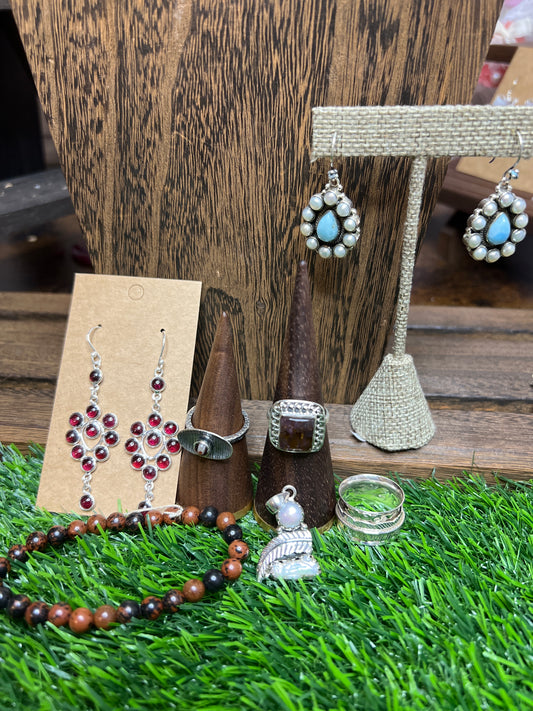 Mz Pro Nounced(pendant is gift, also took $9off)